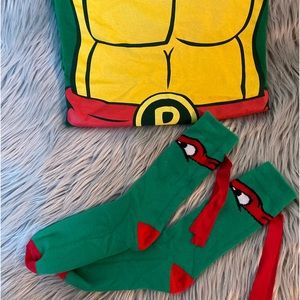 Ninja turtle Rafael tshirt and socks